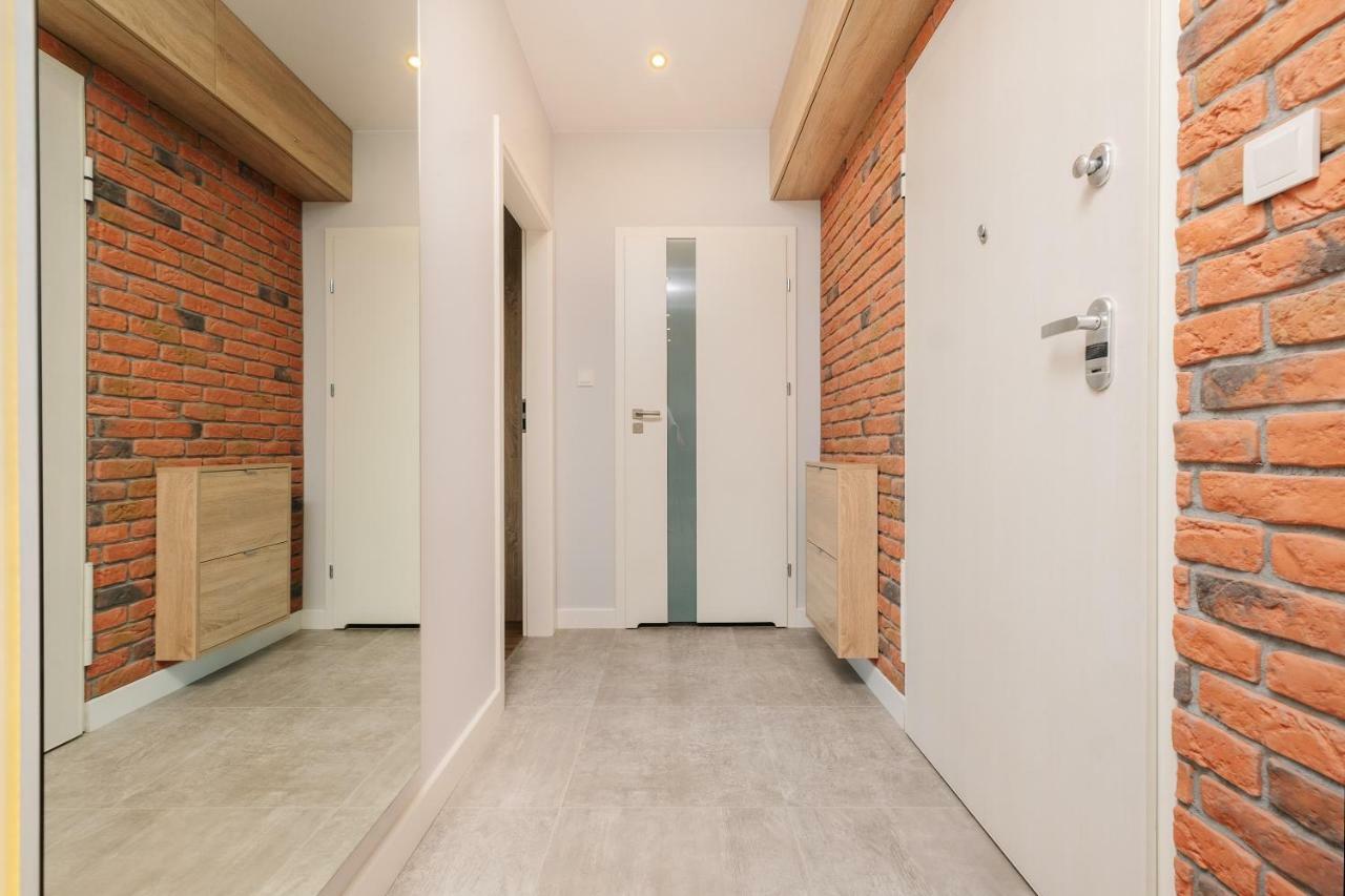 Stare Bielany 2-Bedroom Apartment Warschau Exterior foto